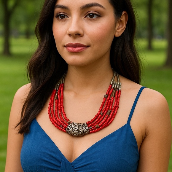 Chico’s Red and Silver Beaded Necklace, Choker, Vintage. Tribal charm design - Picture 3 of 10